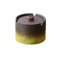 Practical ashtray Gradient Round Ashtray with Lid Minimalist Design Suitable for Home and Office Use Funnel-shaped