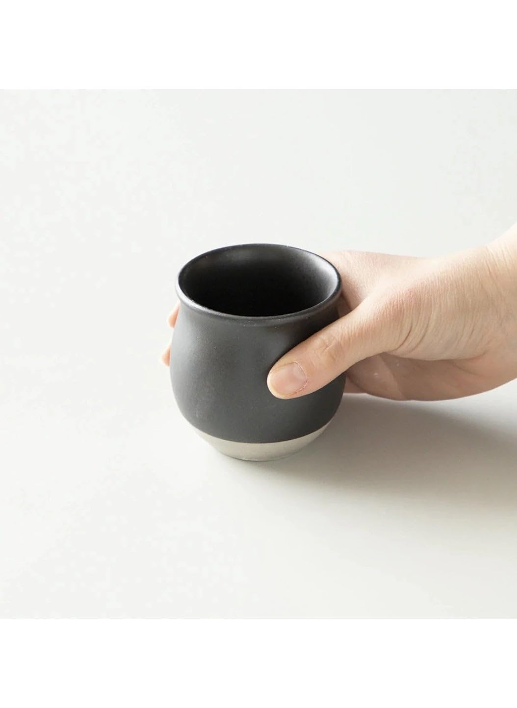 Origami Pinot Flavor Coffee Cup – 200 ml Porcelain Cup in Black & White – Specialty Coffee Tasting Mug for Espresso, Latte, and Filter Brew