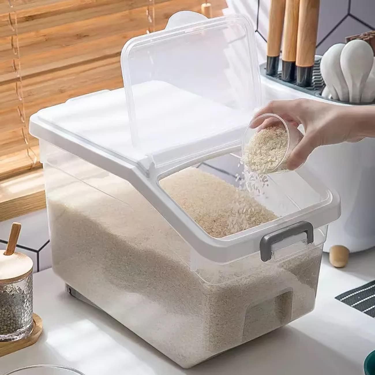 HOOJO® 10 kg Rice Storage Box with Lid – Airtight BPA-Free Food stocker/Container with Measuring Cup – For Cereal, Grains, Pasta & More (22 lb Capacity),Cereal Dispenser for Kitchen/Pantry