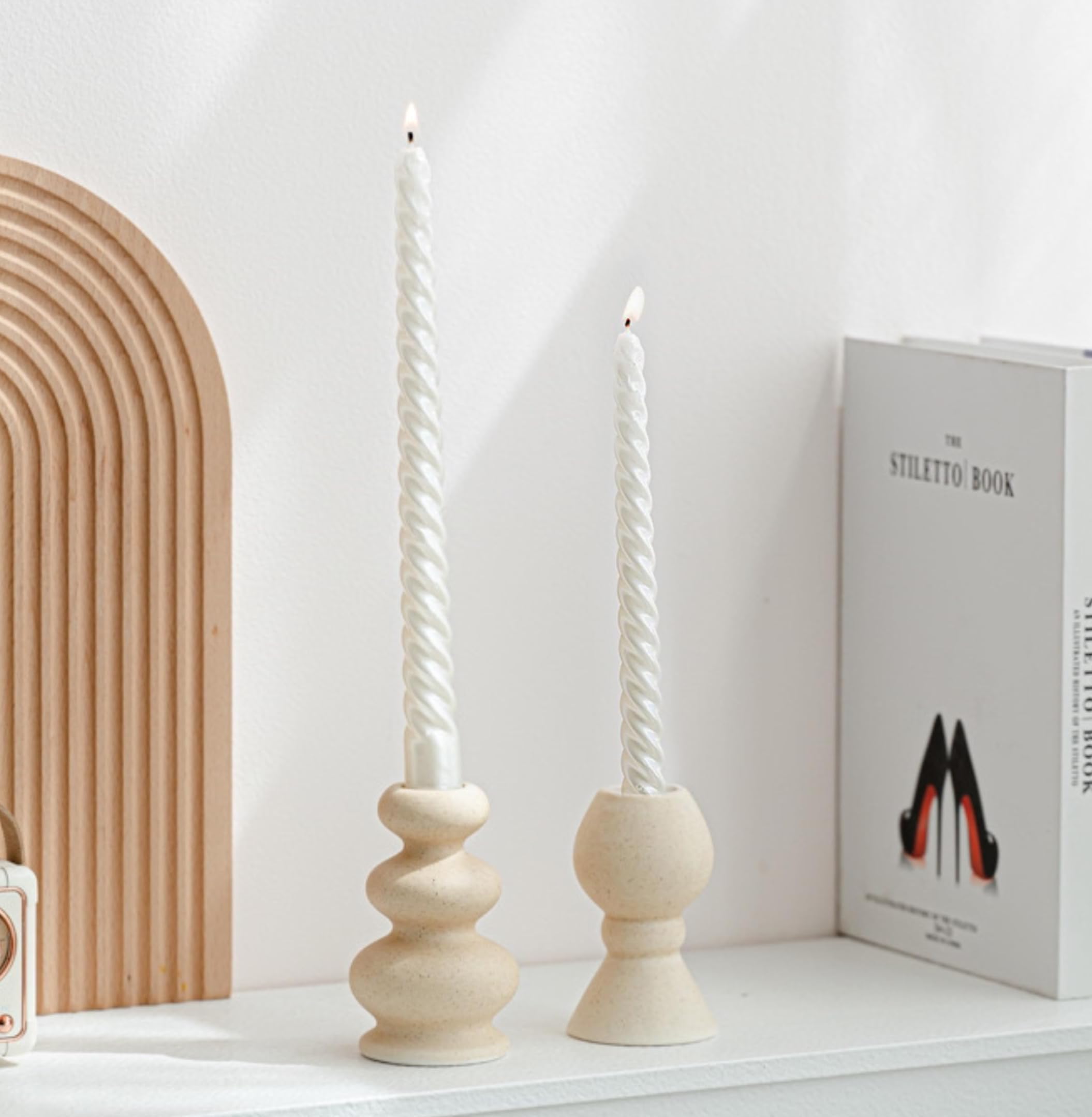 ALMEKAQUZ 2Pcs Taper Ceramic Candle Holders, Matte Boho Decorative Candlestick Holders, Creative Modern Knot Candlestick Holder Set, Table Decor Centerpiece for Home Decor, Dining, Wedding, Party